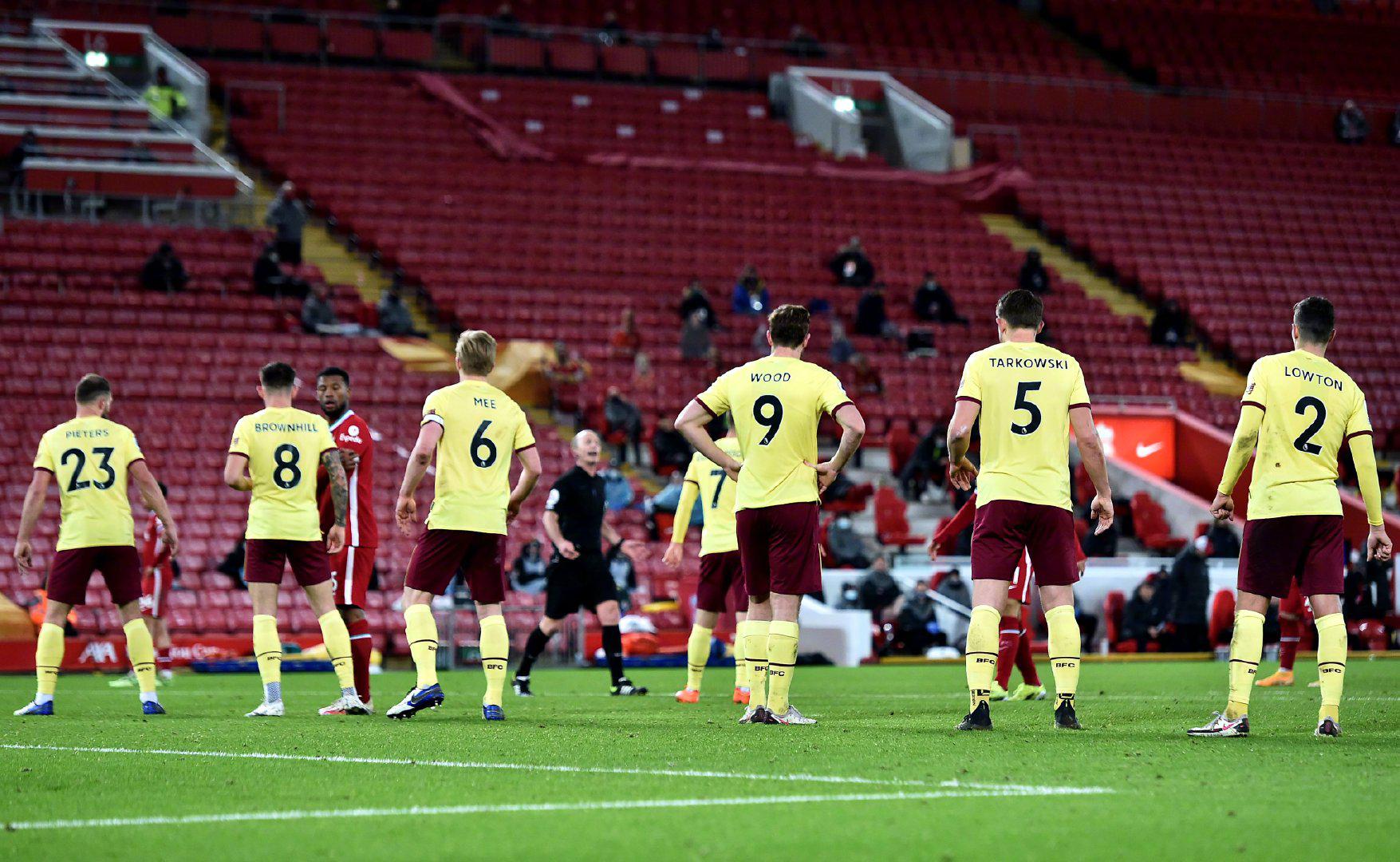 猛发展的当 猛发展的当